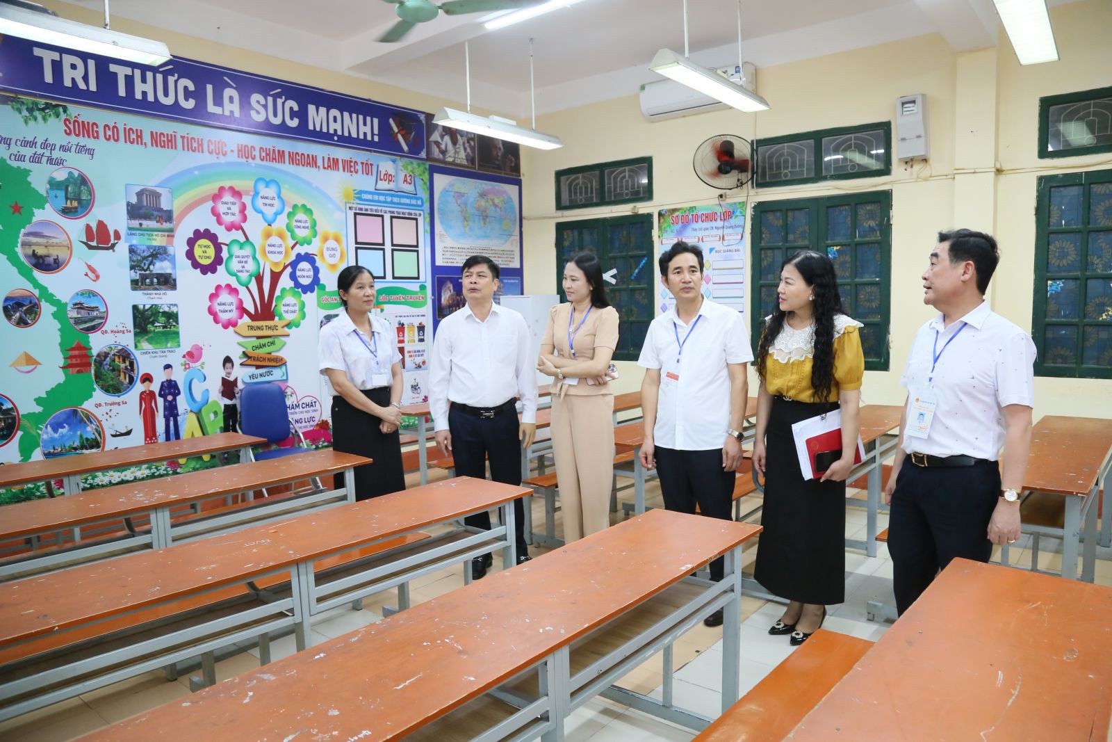 Đồng chí Phạm Văn Nghiêm, Tỉnh ủy viên, Phó Chủ tịch UBND tỉnh kiểm tra công tác tổ chức kỳ thi tốt nghiệp THPT năm 2025